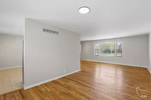 410 S Chicago St, Rossville, IL 60963 - Photo 7