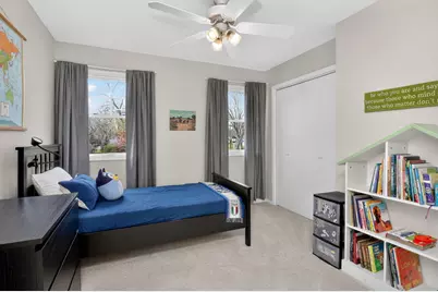 2053 Somerset Lane, Wheaton, IL 60189 - Photo 23