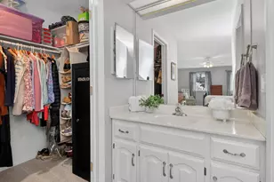 2053 Somerset Ln, Wheaton, IL 60189 - Photo 21