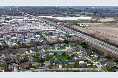 2053 Somerset Lane, Wheaton, IL 60189 - Photo 39