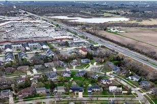 2053 Somerset Ln, Wheaton, IL 60189 - Photo 39