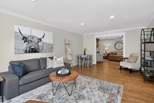 2053 Somerset Ln, Wheaton, IL 60189 - Photo 5