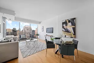 303 W Ohio St, Chicago, IL 60654 - Photo 5