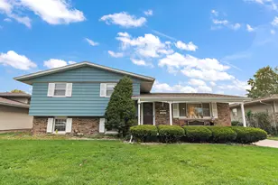 2924 192nd Pl, Lansing, IL 60438 - Photo 1