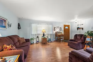 2924 192nd Pl, Lansing, IL 60438 - Photo 7