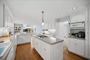 995 Oak St, Winnetka, IL 60093 - Photo 13