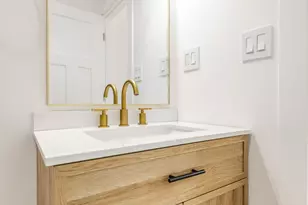 1245 S Fairfield Ave, Chicago, IL 60608 - Photo 19