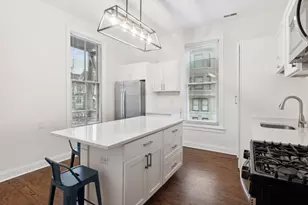 2437 N Seminary Ave, Chicago, IL 60614 - Photo 3