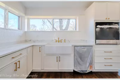 217 Heather Lane, Wilmette, IL 60091 - Photo 7