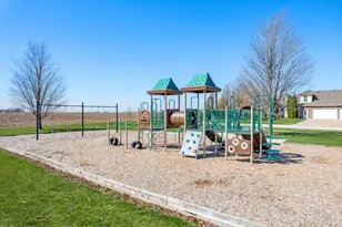 3107 Ernest Dr, Sandwich, IL 60548 - Photo 47