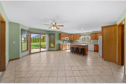 3107 Ernest Drive, Sandwich, IL 60548 - Photo 7