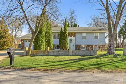 351 Catherine Street, Aurora, IL 60505 - Photo 1