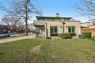 6601 N Trumbull Ave, Lincolnwood, IL 60712 - Photo 3