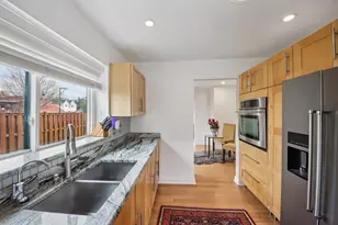 6601 N Trumbull Ave, Lincolnwood, IL 60712 - Photo 25