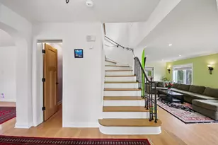 6601 N Trumbull Ave, Lincolnwood, IL 60712 - Photo 11