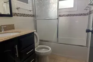 517 James Ct, Glendale Heights, IL 60139 - Photo 7