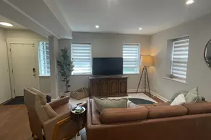 4542 N Ashland Ave, Chicago, IL 60640 - Photo 15