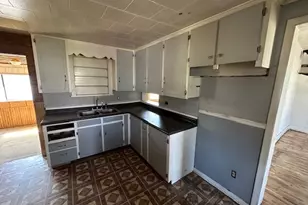 102 N Jackson St, Gardner, IL 60424 - Photo 3