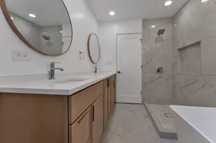 2825 W 84th Pl, Chicago, IL 60652 - Photo 5