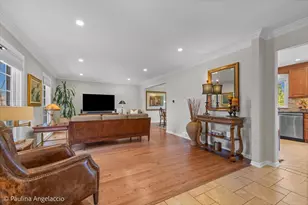 649 Greenbrier Ln, Crystal Lake, IL 60014 - Photo 5