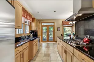 840 Huntley Woods Dr, Crete, IL 60417 - Photo 3
