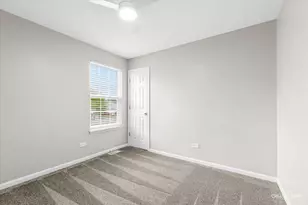 2225 Carpenter Ave, Plainfield, IL 60586 - Photo 13
