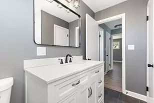 222 S Midland Ave, Joliet, IL 60436 - Photo 15