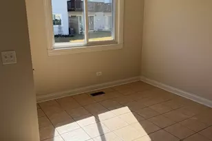 681 Thorntree Ct, Bartlett, IL 60103 - Photo 15