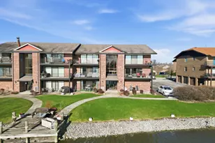 19533 Lake Shore Dr, Lynwood, IL 60411 - Photo 1