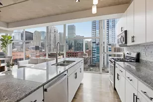 630 N Franklin St, Chicago, IL 60654 - Photo 7