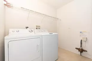 2329 Moonlight Ct, Aurora, IL 60503 - Photo 13