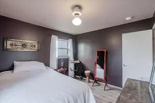 405 W Raab Rd, Normal, IL 61761 - Photo 7