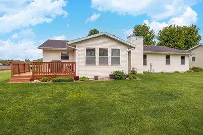 608 N Cherokee Lane, Pontiac, IL 61764 - Photo 35