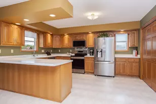 608 N Cherokee Ln, Pontiac, IL 61764 - Photo 13
