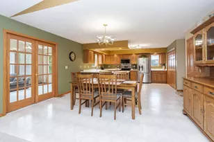608 N Cherokee Ln, Pontiac, IL 61764 - Photo 9