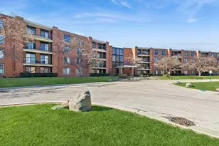 1415 E Central Rd, Arlington Heights, IL 60005 - Photo 1