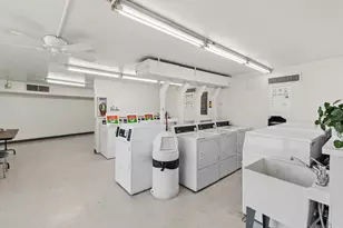 1415 E Central Rd, Arlington Heights, IL 60005 - Photo 17