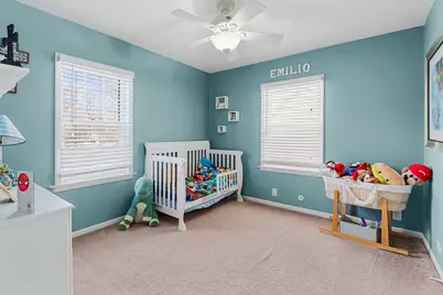 629 W Downer Place, Aurora, IL 60506 - Photo 9