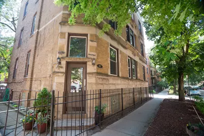 807 W Newport Avenue #2, Chicago, IL 60657 - Photo 1
