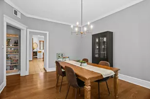 807 W Newport Ave, Chicago, IL 60657 - Photo 9