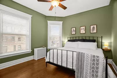 807 W Newport Avenue #2, Chicago, IL 60657 - Photo 11