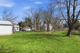 203 Main St, Lindenwood, IL 61049 - Photo 37