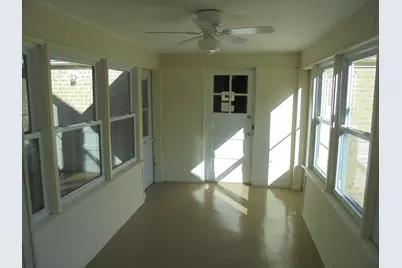 408 W Sunset Road, Mount Prospect, IL 60056 - Photo 3