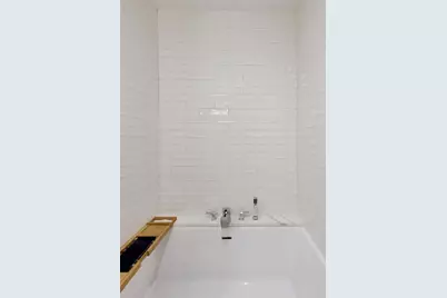 646 N Armour Street, Chicago, IL 60642 - Photo 27