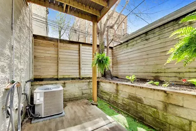 646 N Armour Street, Chicago, IL 60642 - Photo 29