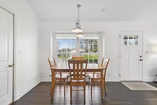 2286 Weatherford Ln, Naperville, IL 60565 - Photo 9