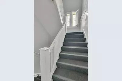 8039 S Marquette Avenue, Chicago, IL 60617 - Photo 3