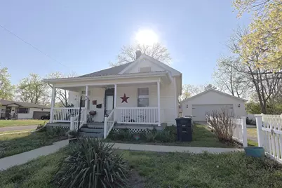 501 N Shelby Avenue, Salem, IL 62881 - Photo 1