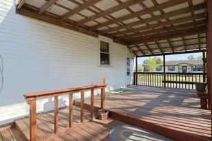 501 N Shelby Ave, Salem, IL 62881 - Photo 17