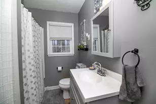 325 N Elm St, Herscher, IL 60941 - Photo 13
